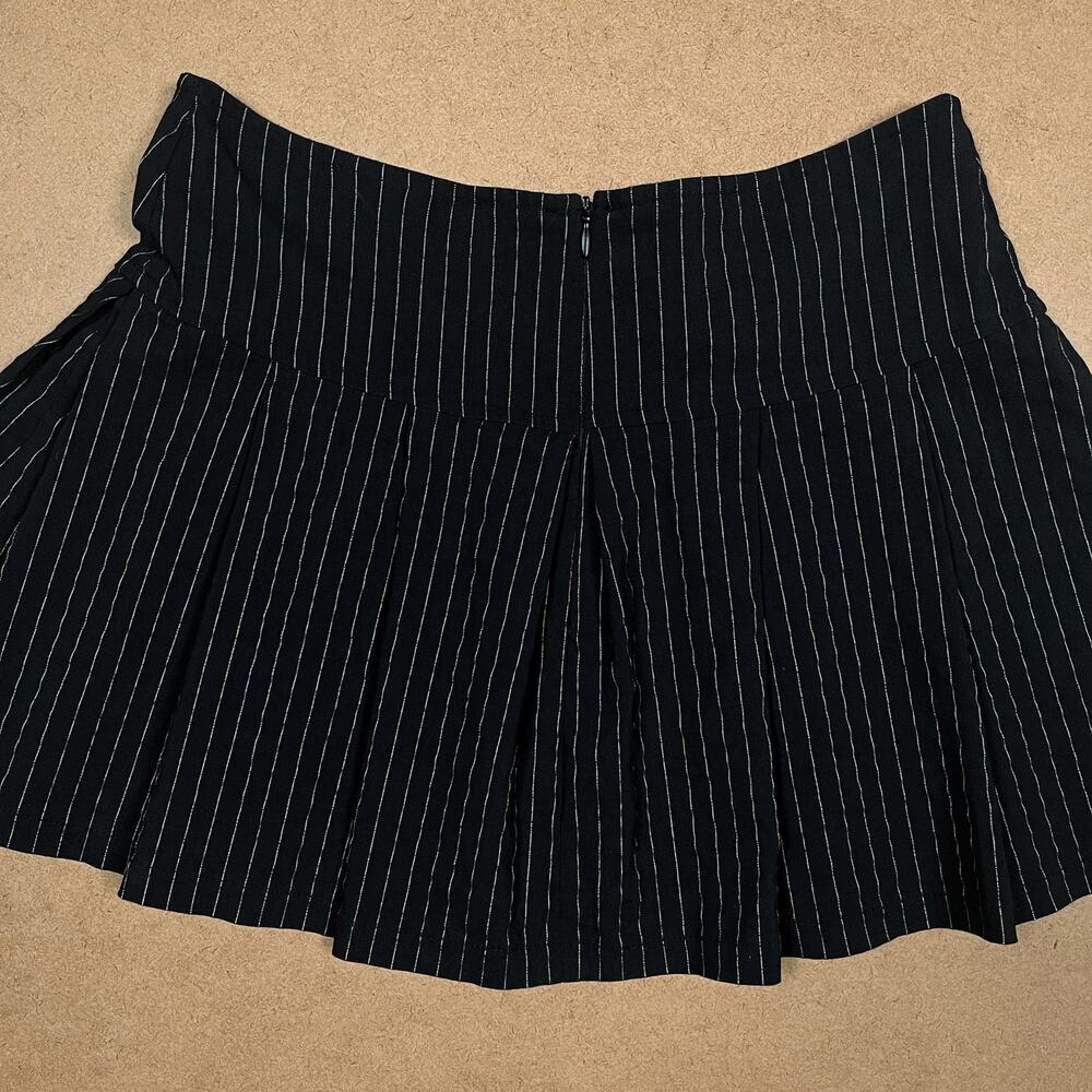 Vintage Lip Service Gangsta Pranksta Pinstripe Black Mini Skirt Medium Y2K Goth - Picture 7 of 15